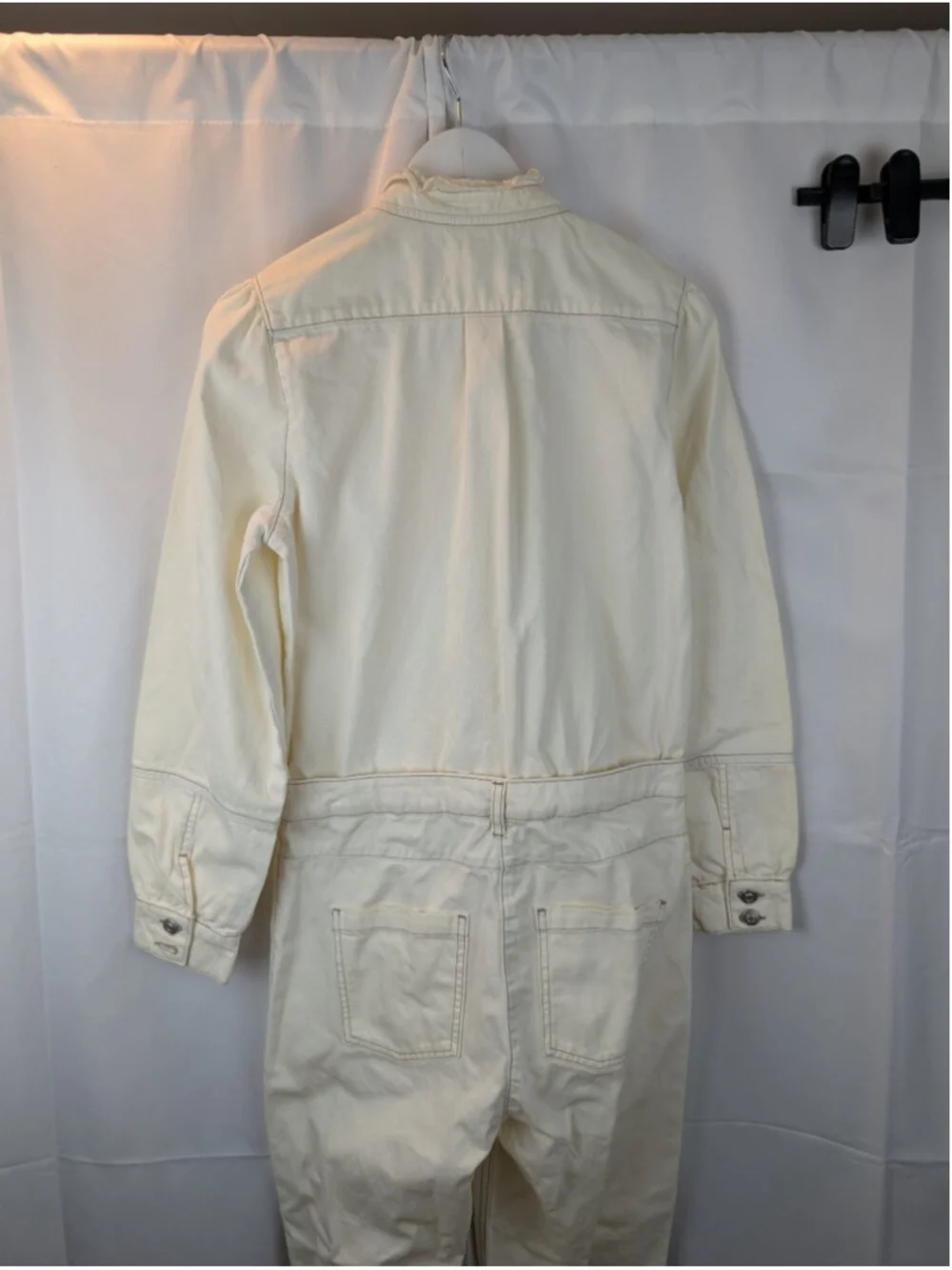 ba&sh cream button